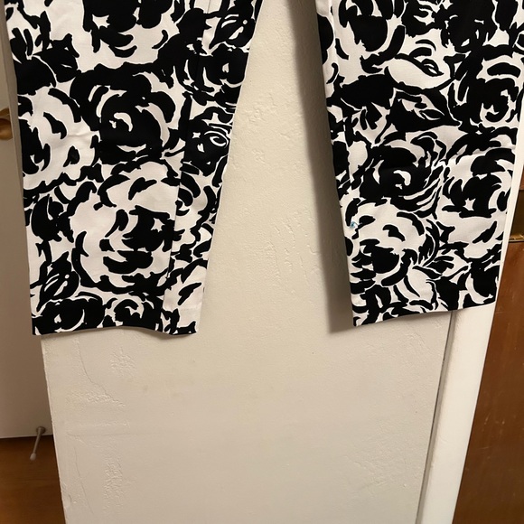 NWT Women’s black and white Liz Claiborne Ankle Pant - Picture 2 of 7